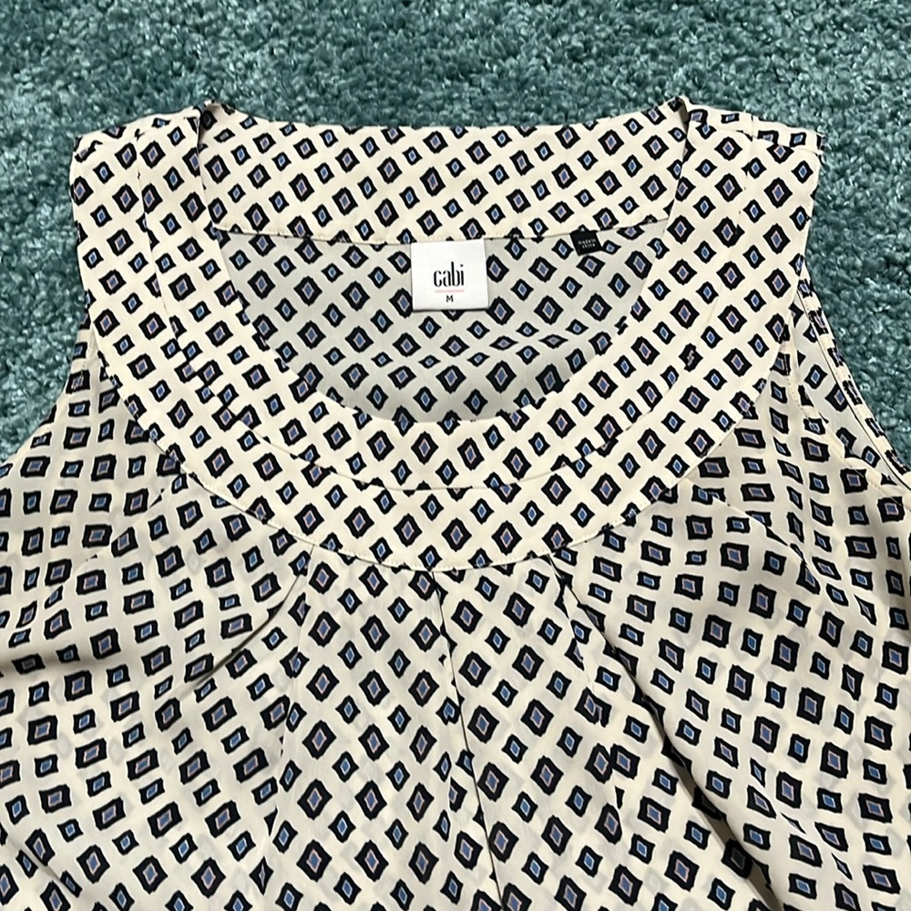 CABI tank size medium EUC - Picture 3 of 4